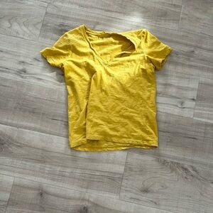 Womens madewell s yellow v-neck t-shirt